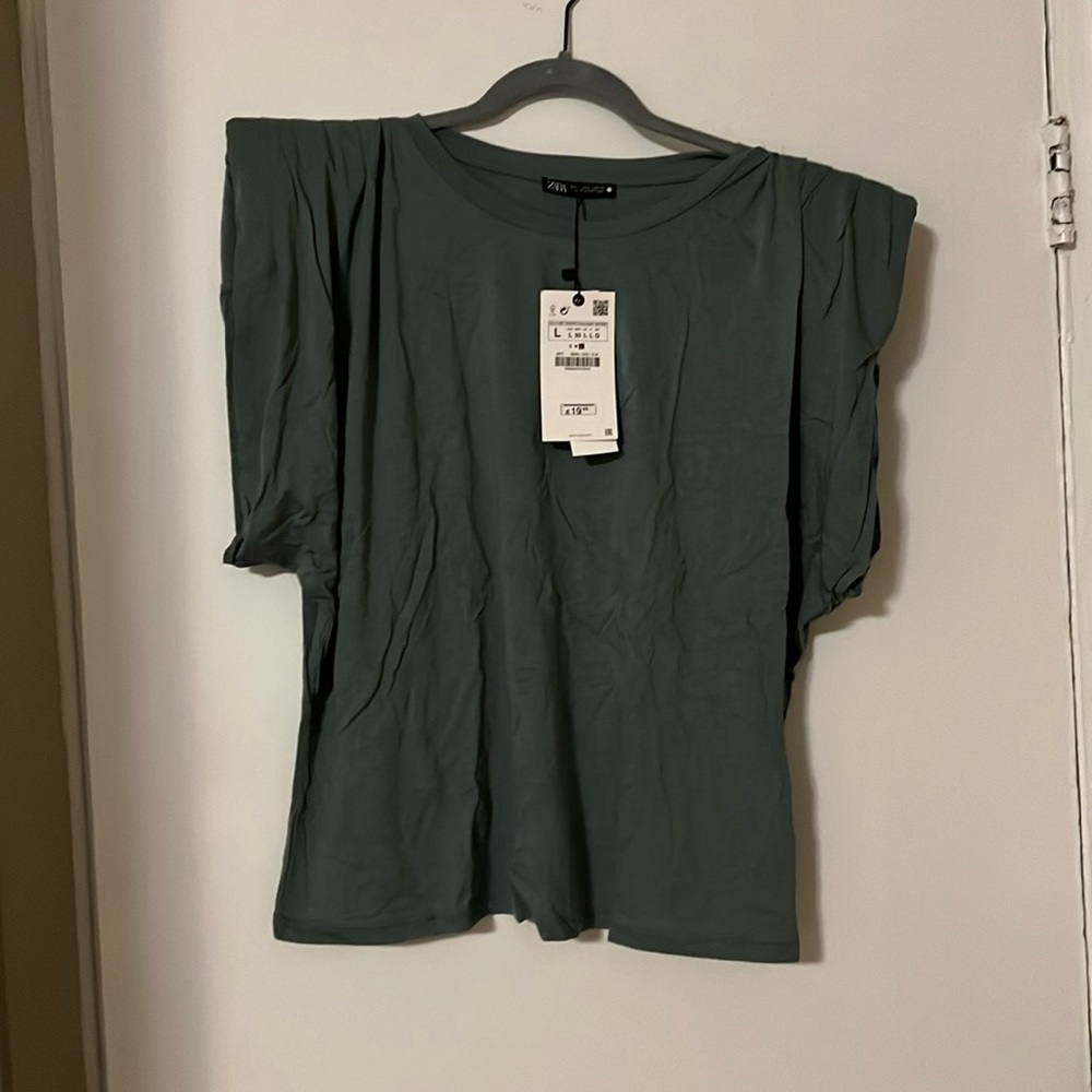 Shoulder Pad T-shirt